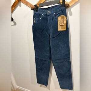 VINTAGE WOMANS  SKOTTS SUEDE LEATHER PANTS